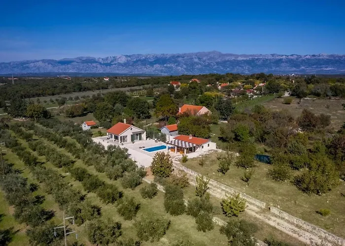 Oliveto Holiday home Smilcic